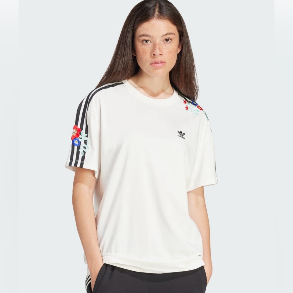 Adidas FLORAL LOOSE TEE top